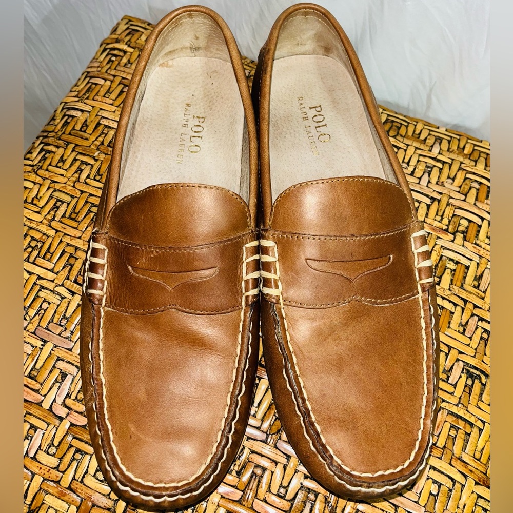 Polo Ralph Lauren, mens 10.5D loafer, in a beautiful tan leather
